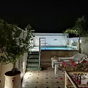https://riad-dalla-santa.marrakeshhotelsmorocco.com